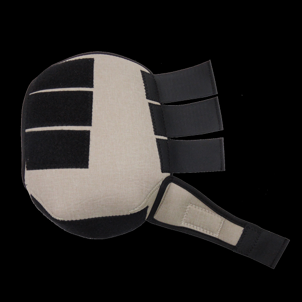 スポーツブーツ